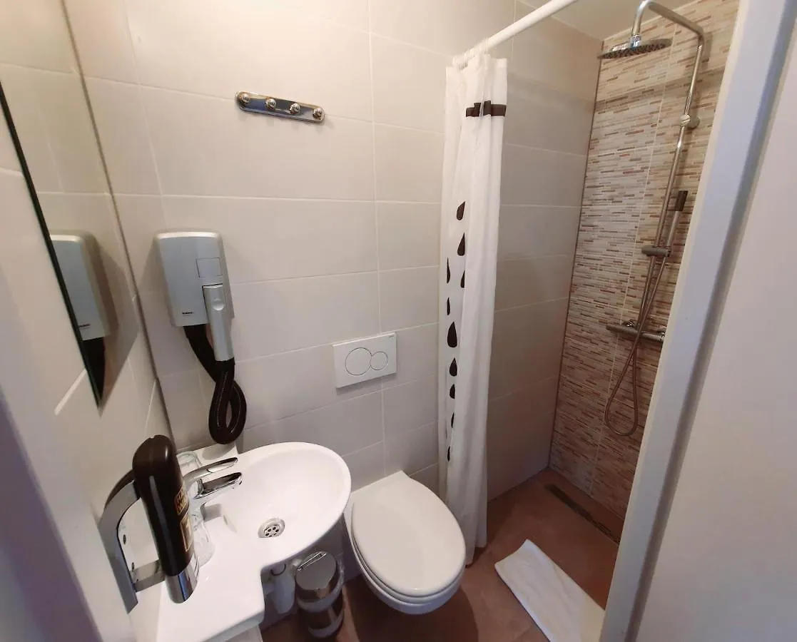 **  Hotel Washington Амстердам Нидерланды